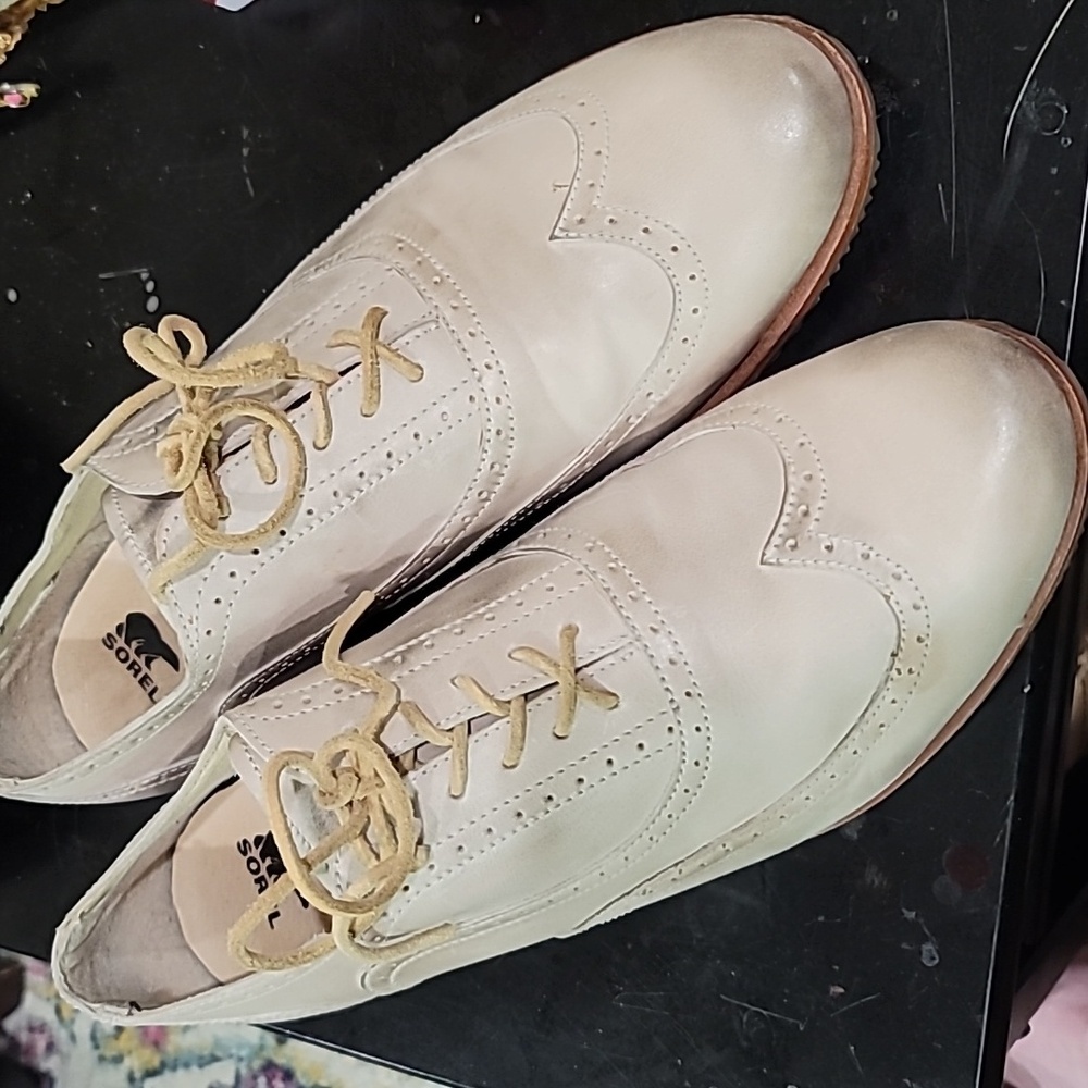 SOREL Madson sz10.5 Brogue Wingtip Oxford Distressed Cream NM1808-160